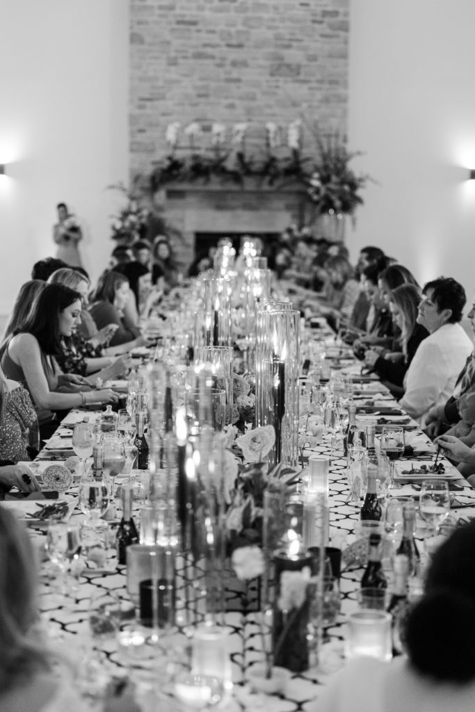 2023 wedding decor trends - candlelight dinners