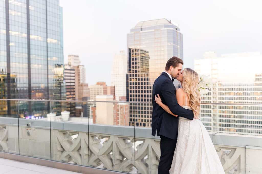 Kansas City Outdoor Rooftop Wedding Venue with Skyline Views
