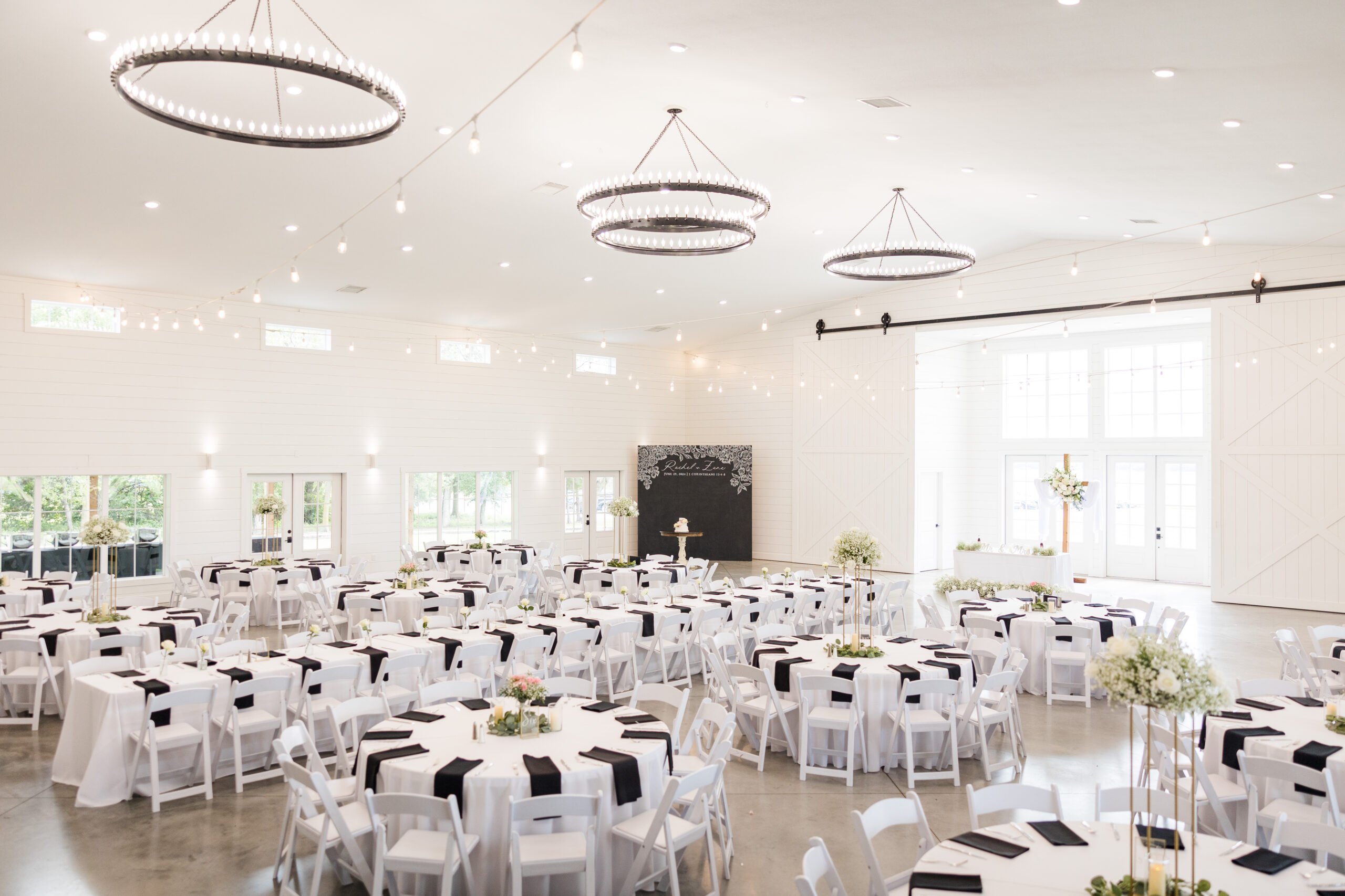 how to have the wedding of your dreams on a budget